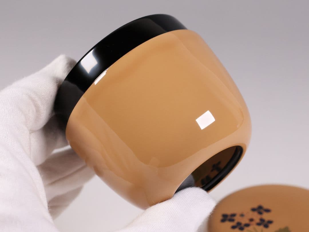 茶道具 中出松峰 白塗 紫陽花蒔絵 中棗 木製 共箱 漆芸 螺鈿【MA913】