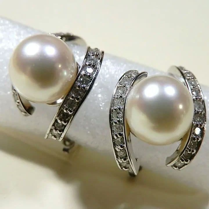 K18WG あこや8.5mm ダイヤ0.40ct 上質パールピアス 5.5g