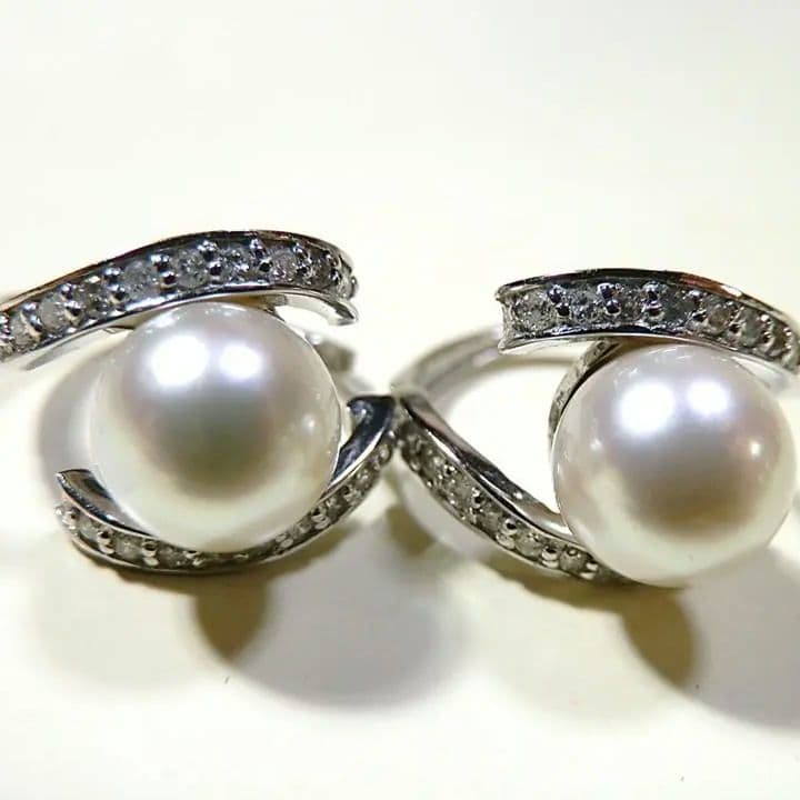 K18WG あこや8.5mm ダイヤ0.40ct 上質パールピアス 5.5g