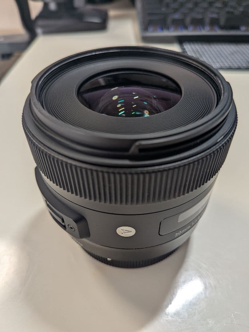 30mm f1.4 SIGMA 単焦点レンズ　EFマウント
