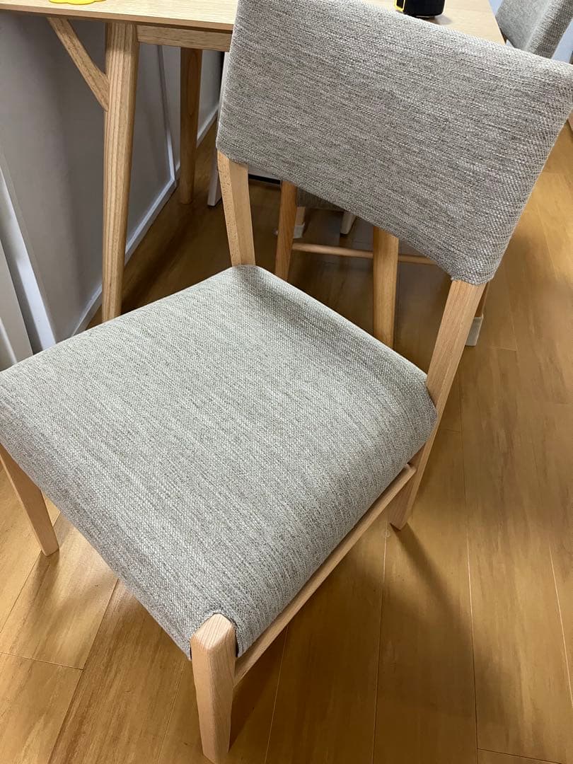 美品　送料込み ニトリ　ダイニングチェア