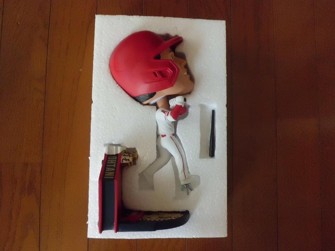 大谷翔平 ホームラン王 ボブルヘッド　８インチ