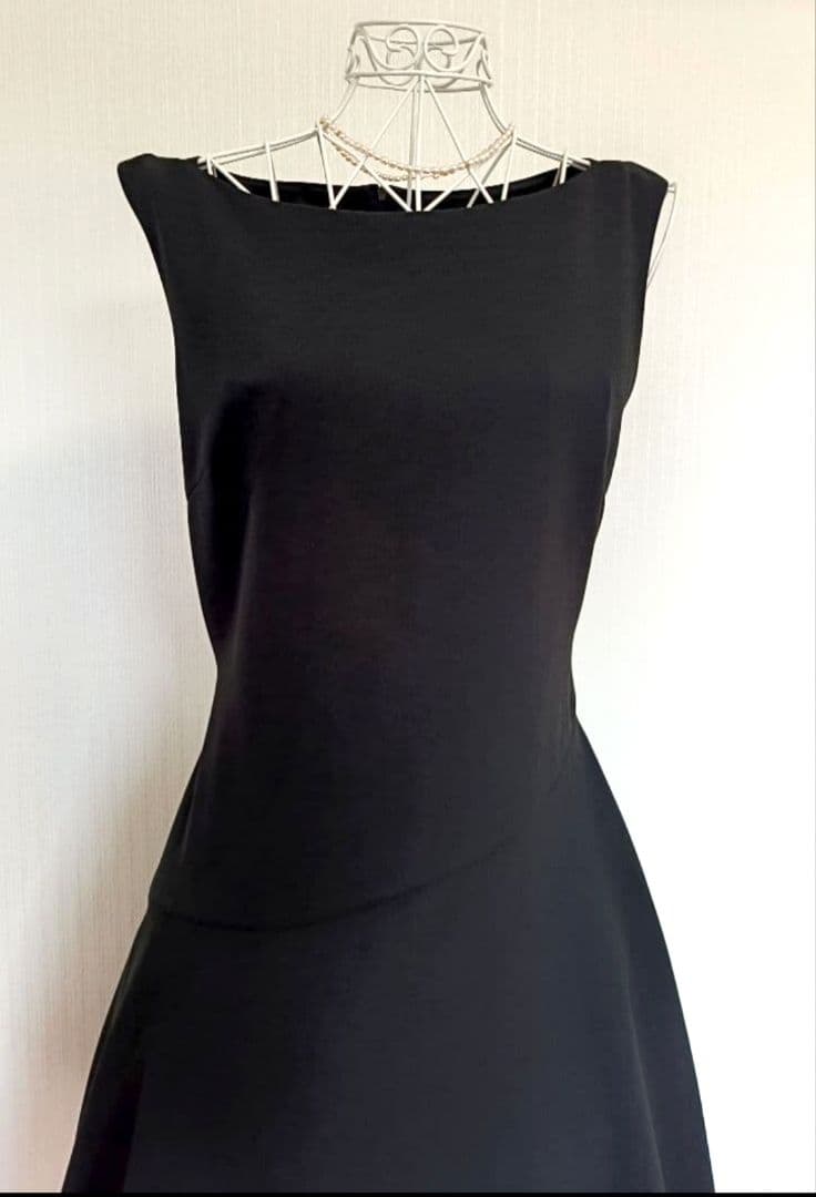 ☆フォクシーニューヨークワンピースブラック希少42☆