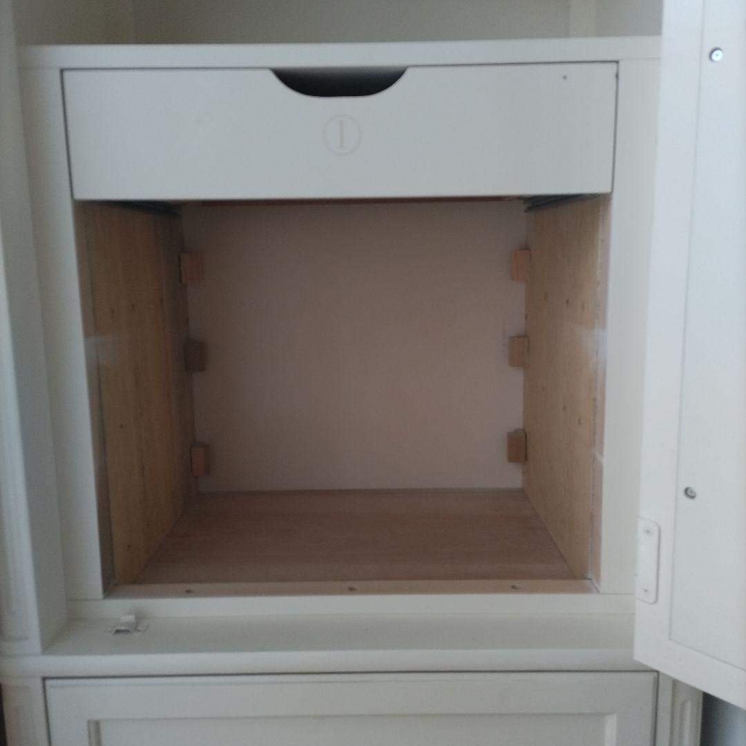 レガシー社　ガブリエラ　ミラー付きワードローブ　アンティーク　ホワイト　チェスト