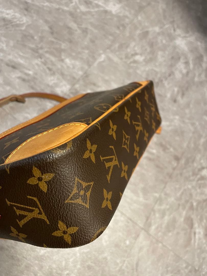 ヴィトン モノグラム ショルダーバッグ トロカデロ M51274