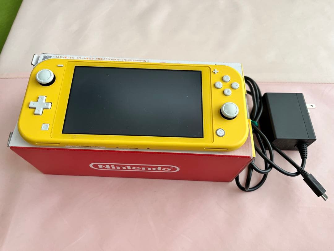 【故障あり】Nintendo Switch Lite イエロー 本体
