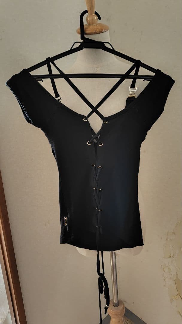 d.i.a. オフショル カットソー