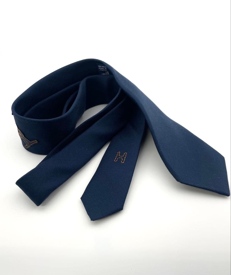 新品 エルメス ハイブランド ネクタイ H刺繍 ファソネ ヘリンボーン ネイビー