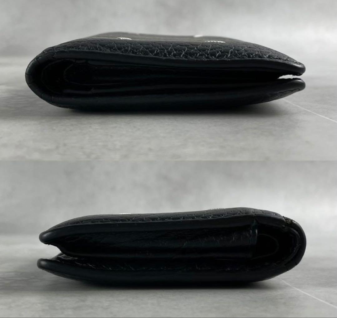 ぱ*こ様 黒のレザー二つ折り財布