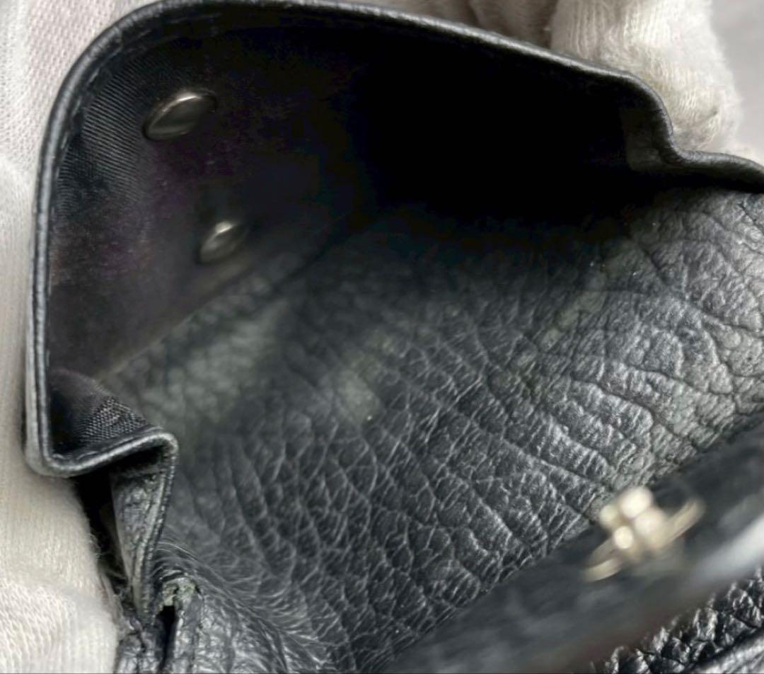 ぱ*こ様 黒のレザー二つ折り財布