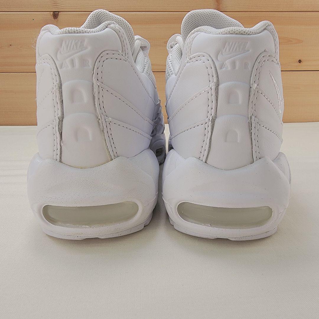 ナイキ WMNS エアマックス 95 ネクストネイチャー \"白\" 24.5㎝