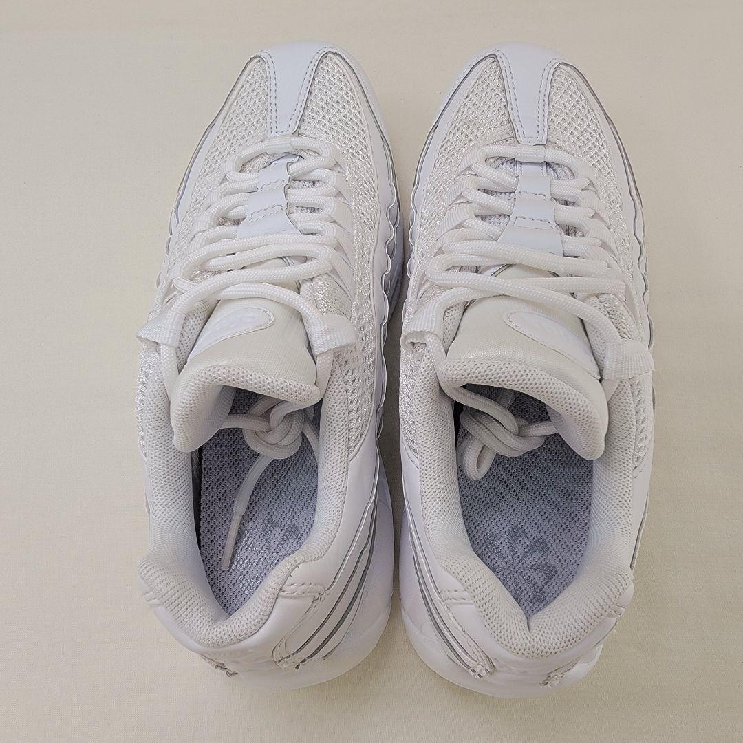 ナイキ WMNS エアマックス 95 ネクストネイチャー \"白\" 24.5㎝