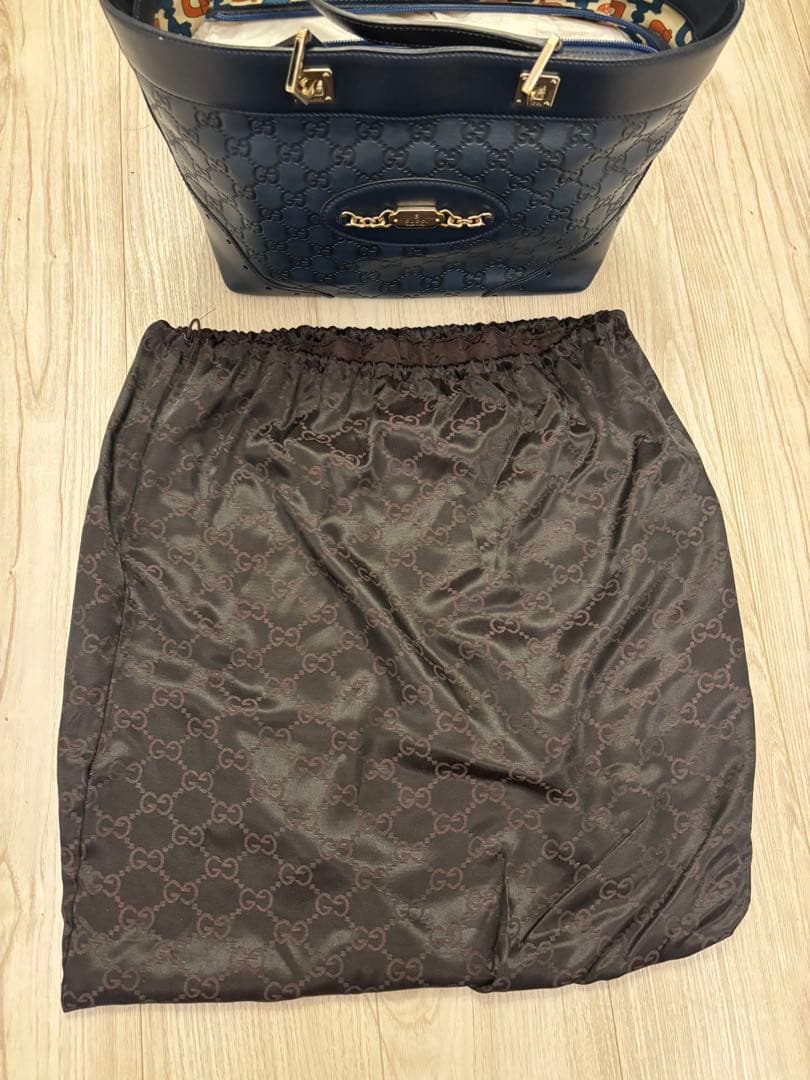 GUCCI ホースビット145993 ネイビー