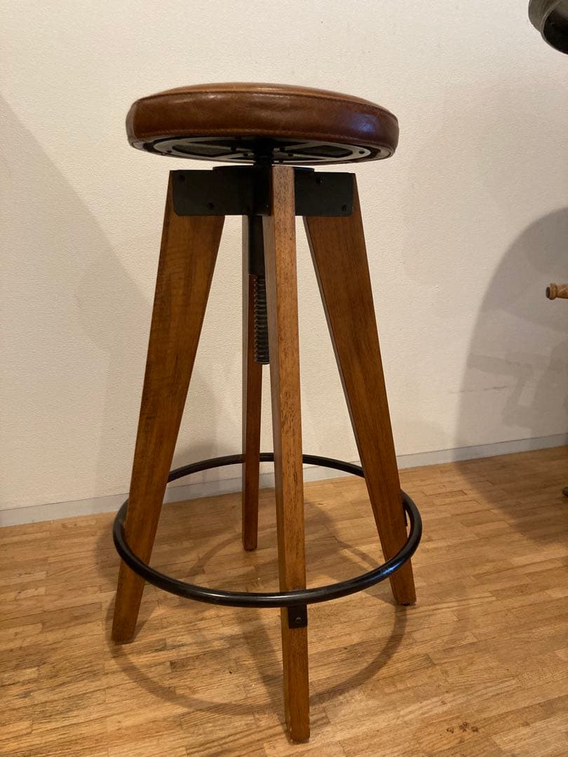 ジャーナルスタンダードファニチャー シノン ハイスツール レザー 昇降式①