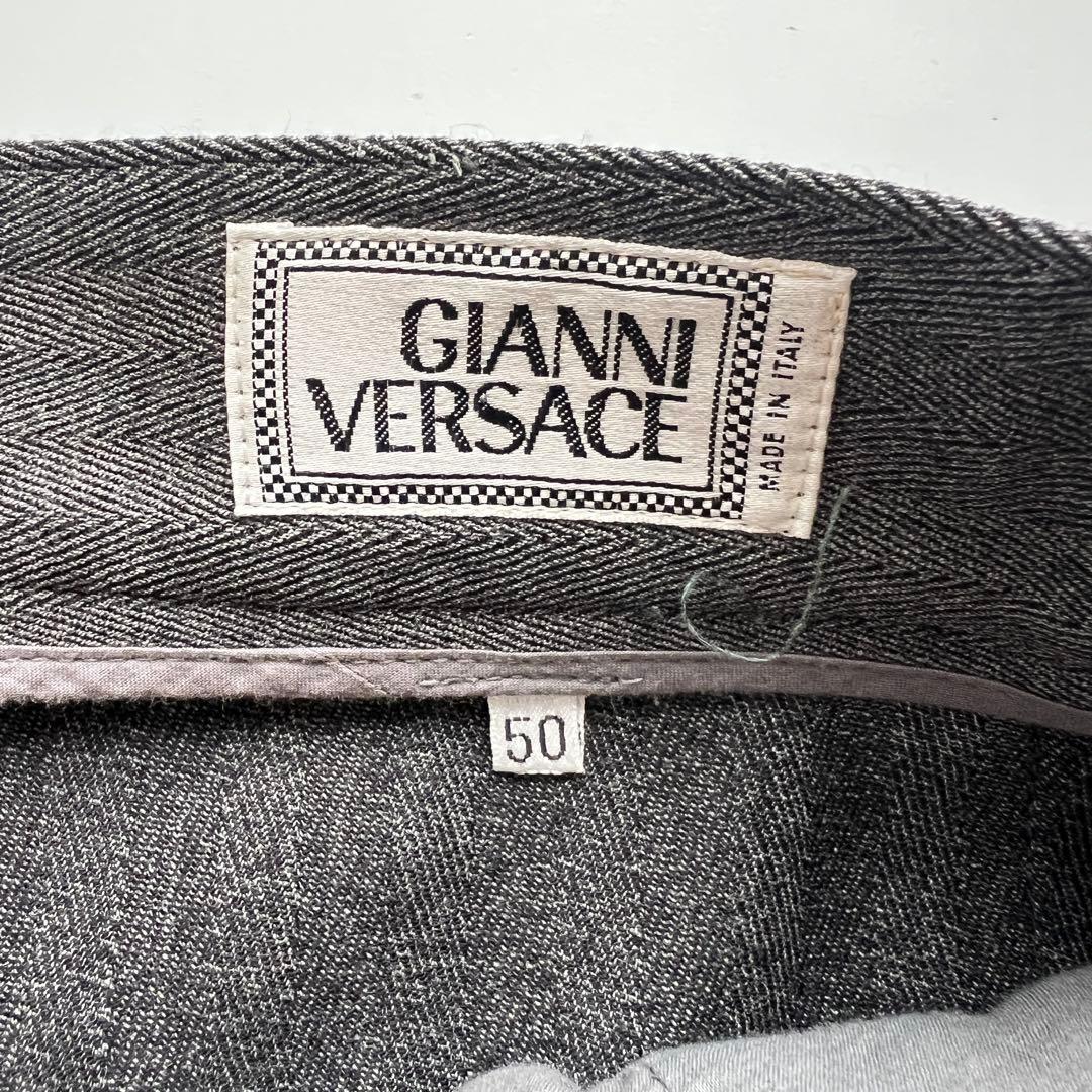 ジャンニヴェルサーチ ストライプ セットアップ メデューサボタン C265