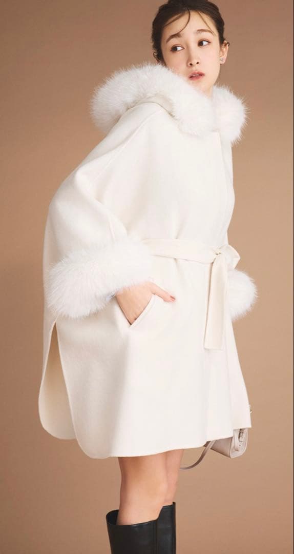 【定価:41800円】セルフォード　ファーポンチョ