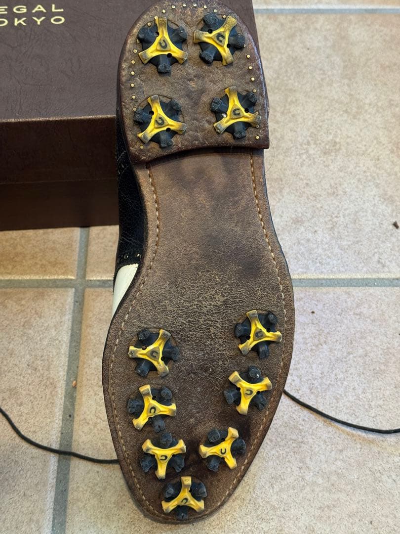 REGAL TOKYO 黒白 オックスフォードシューズ