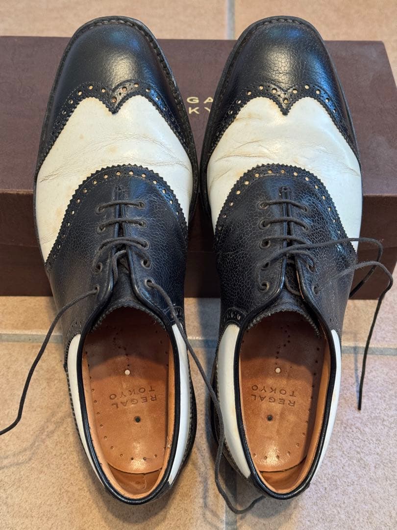 REGAL TOKYO 黒白 オックスフォードシューズ
