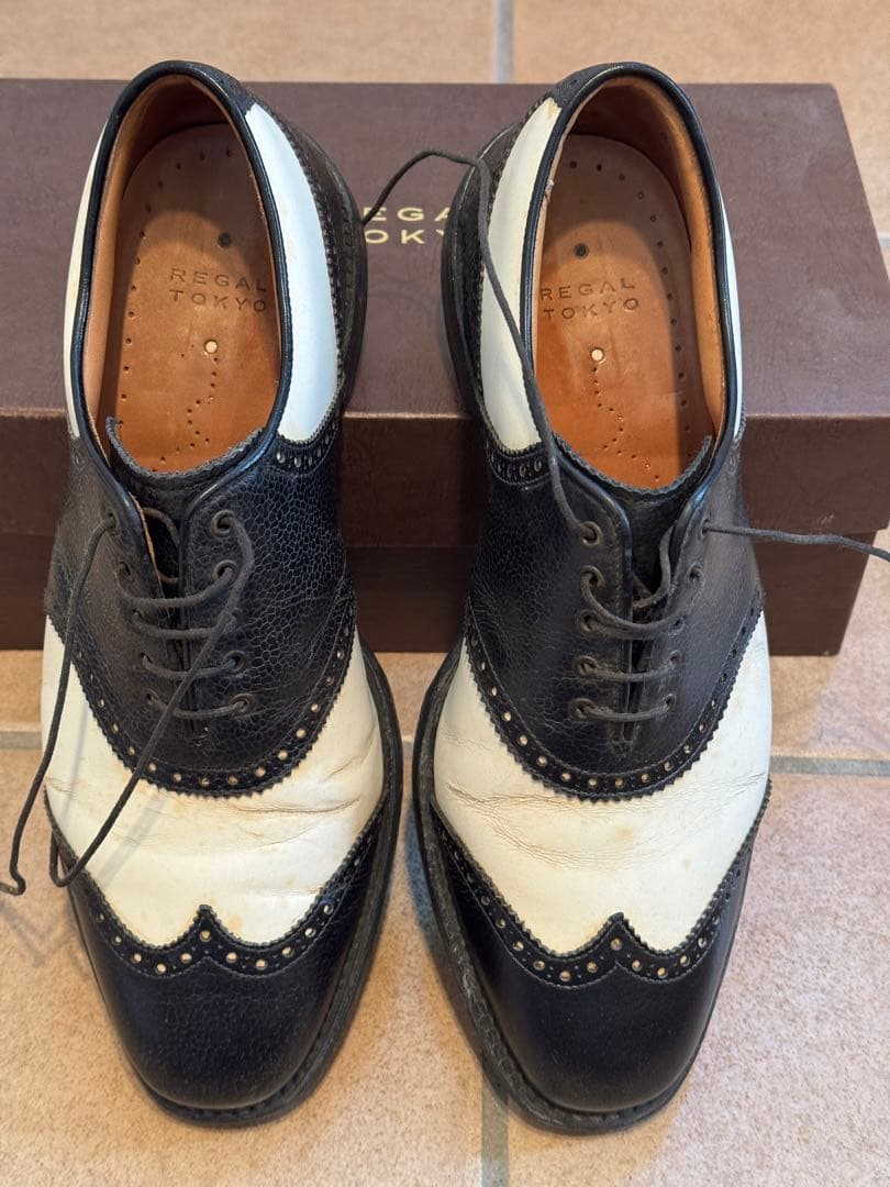 REGAL TOKYO 黒白 オックスフォードシューズ