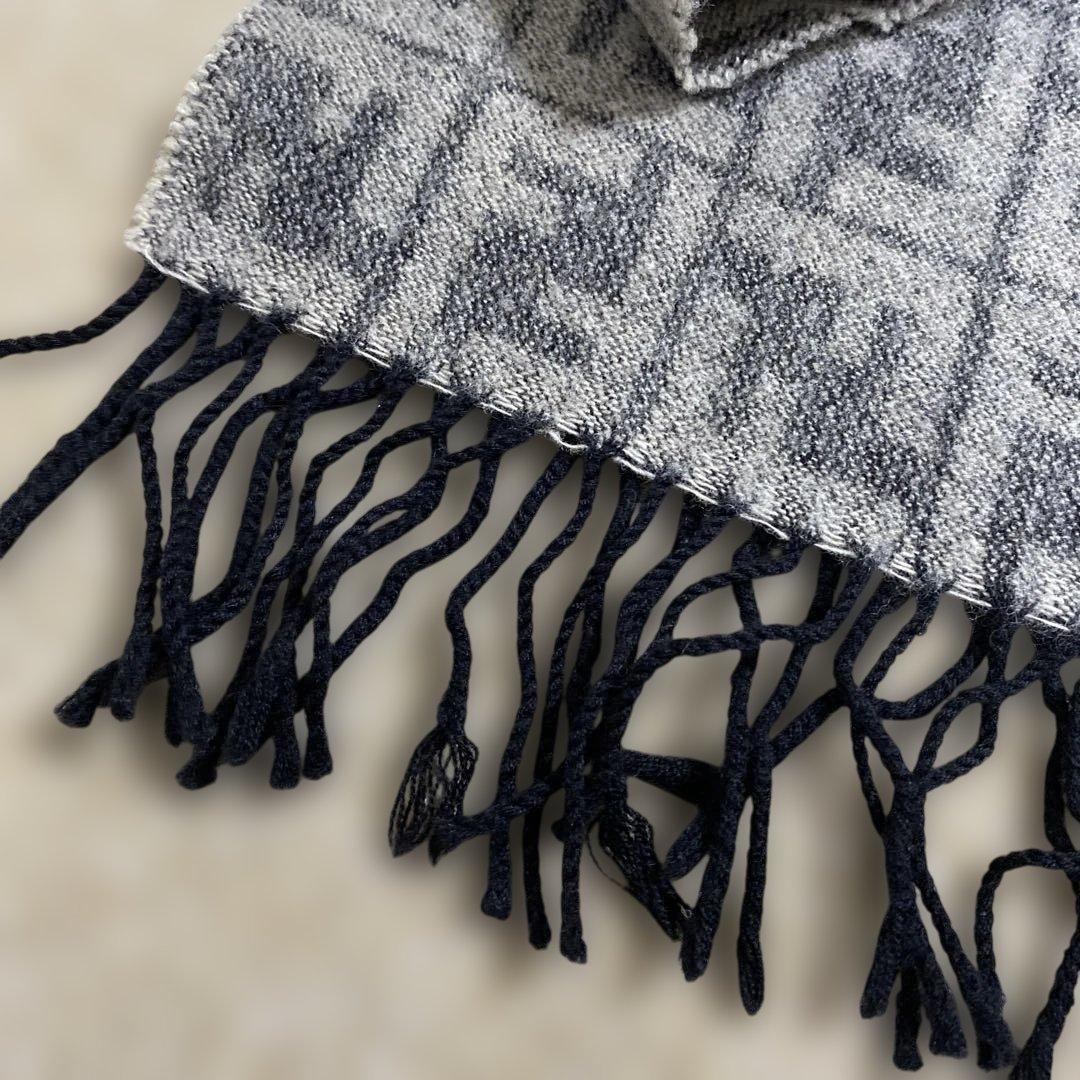 FENDI ズッカ柄 マフラー ストール グレー ユニセックス