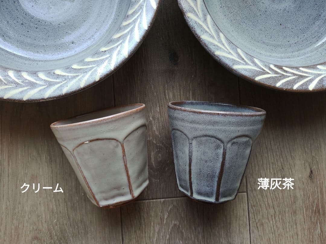 【じゅんさま専用です】薄灰茶　象嵌リーフ深皿26.5cm2枚・湯のみ二つ