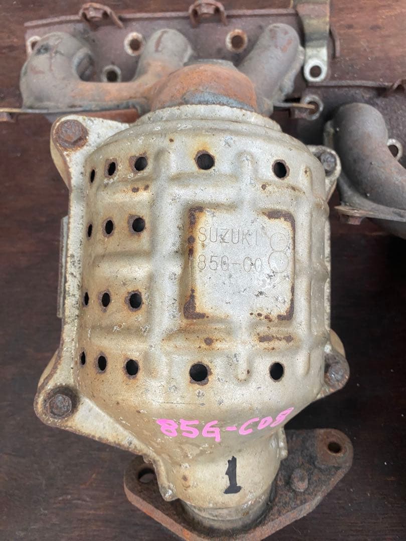 スズキ触媒 4個