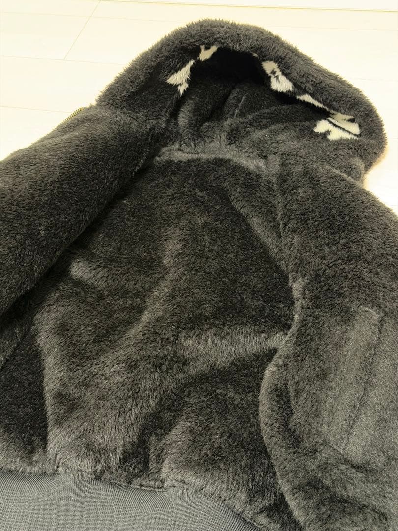 岩田剛典着Supreme Faux Fur Reversible MA-1