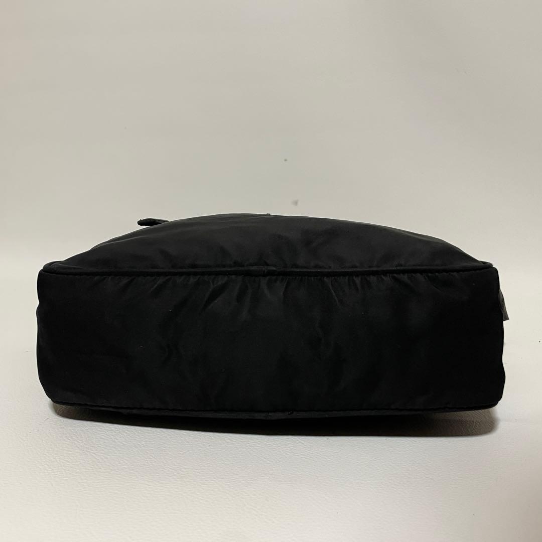 【良品】PRADA プラダ　カメラバッグ　ショルダー　ナイロン　ブラック　斜め掛