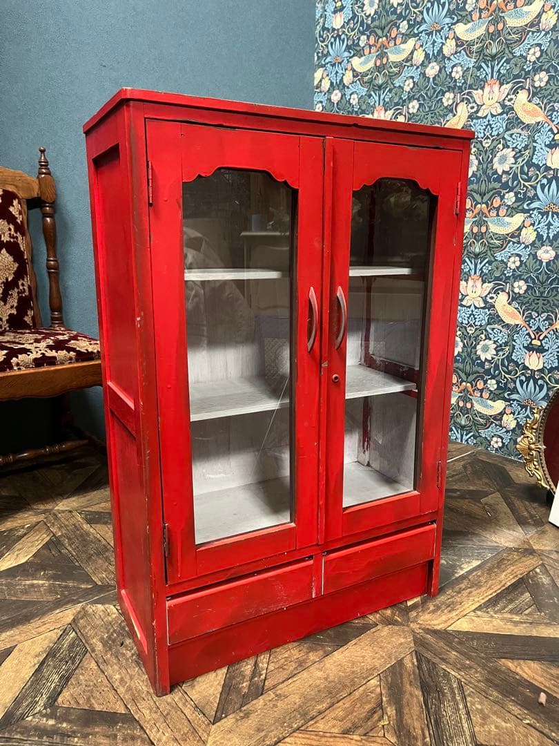 terupu＊赤 ガラスキャビネット 昭和レトロ 当時物 インテリア 水屋