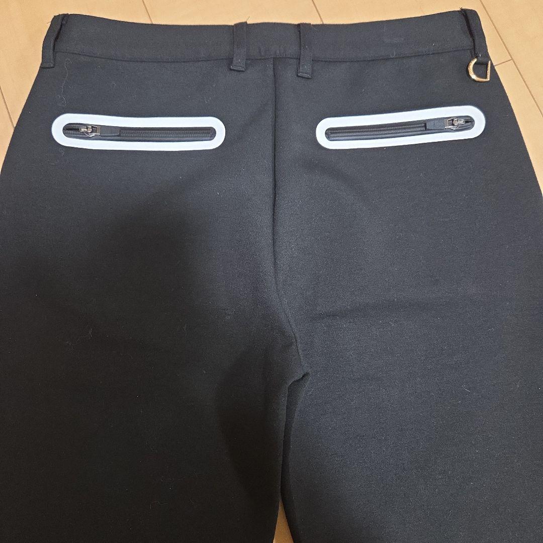 V-TWELVE 黒いパンツ ファスナー付きポケット