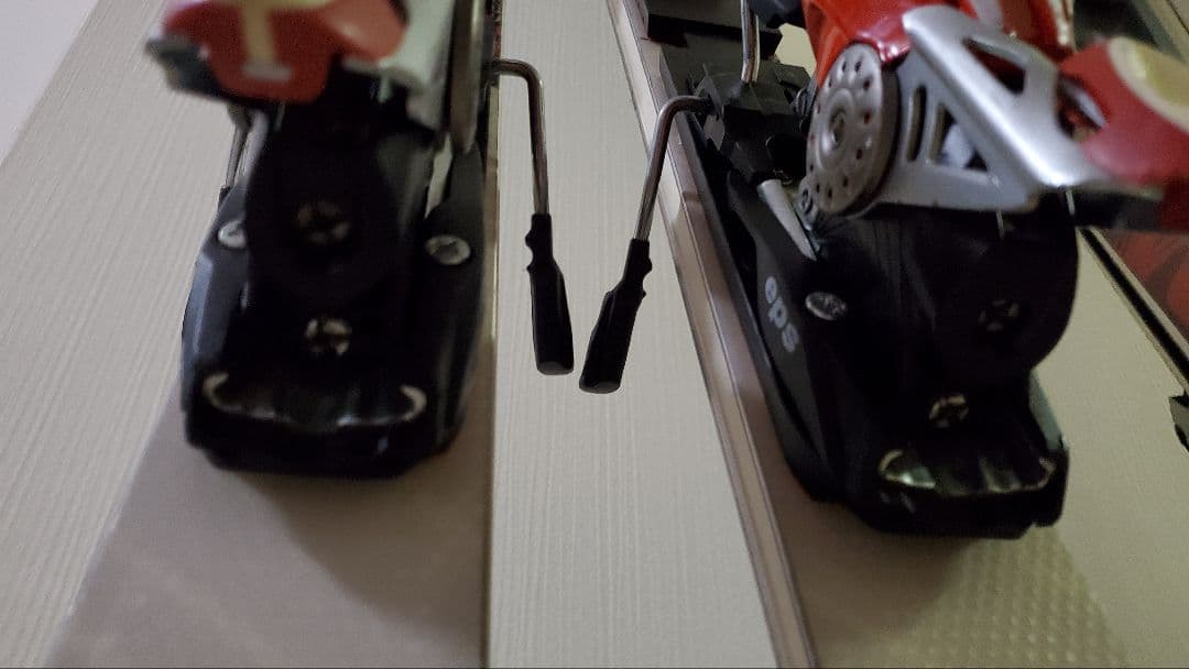 スキー Marker comp16