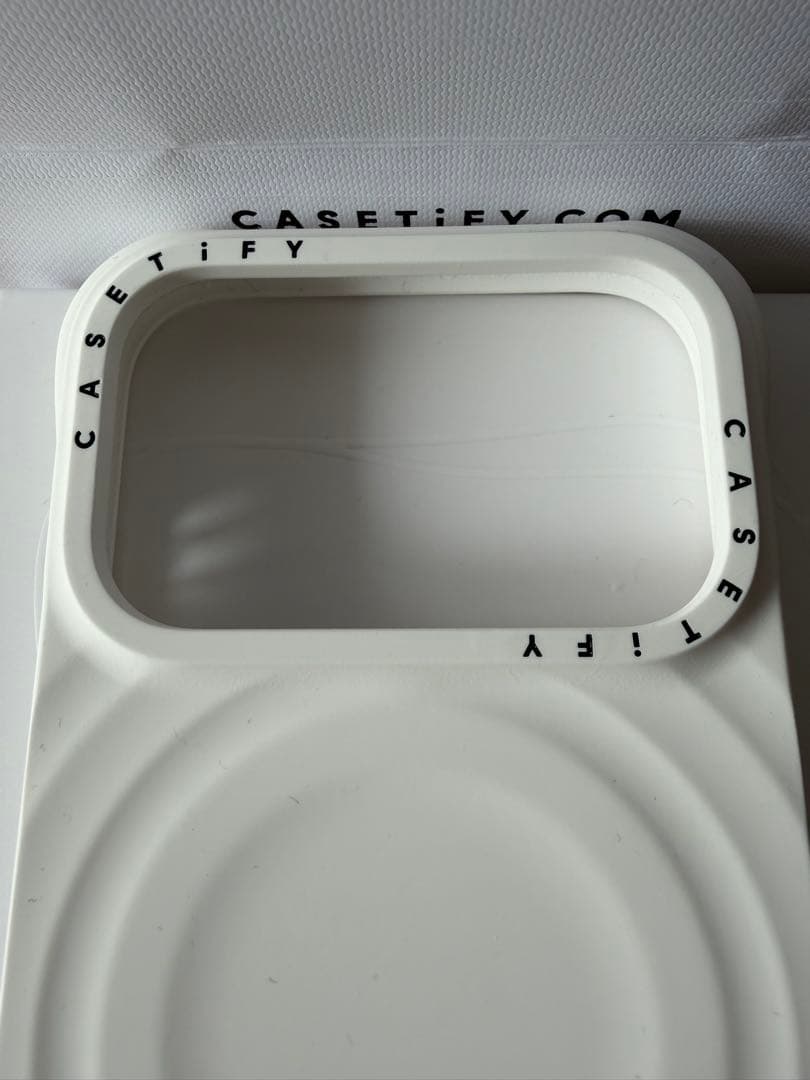 新品✳︎ケースティファイ　ウェーブシリコンケース　iPhone17pro