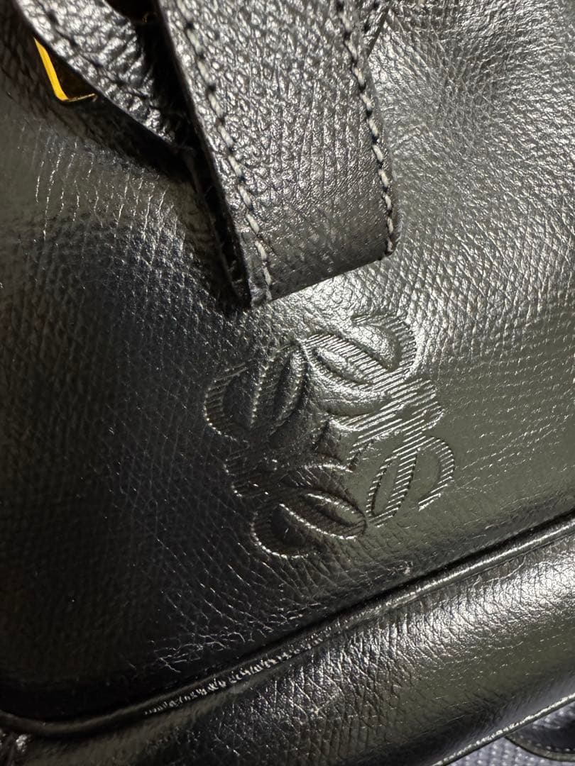 LOEWEショルダーバッグ
