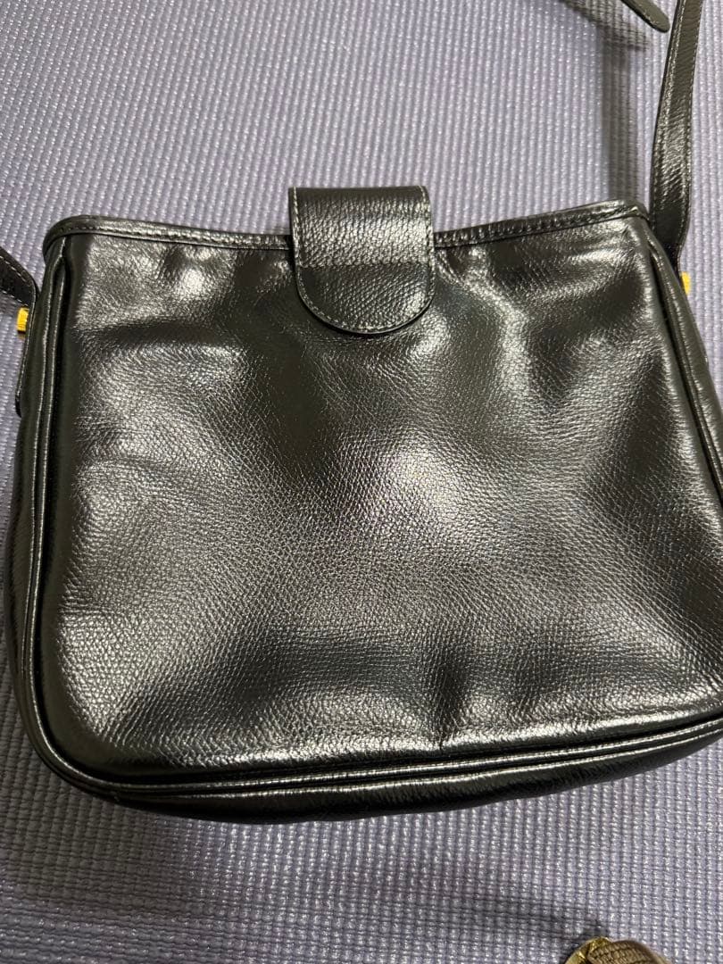 LOEWEショルダーバッグ