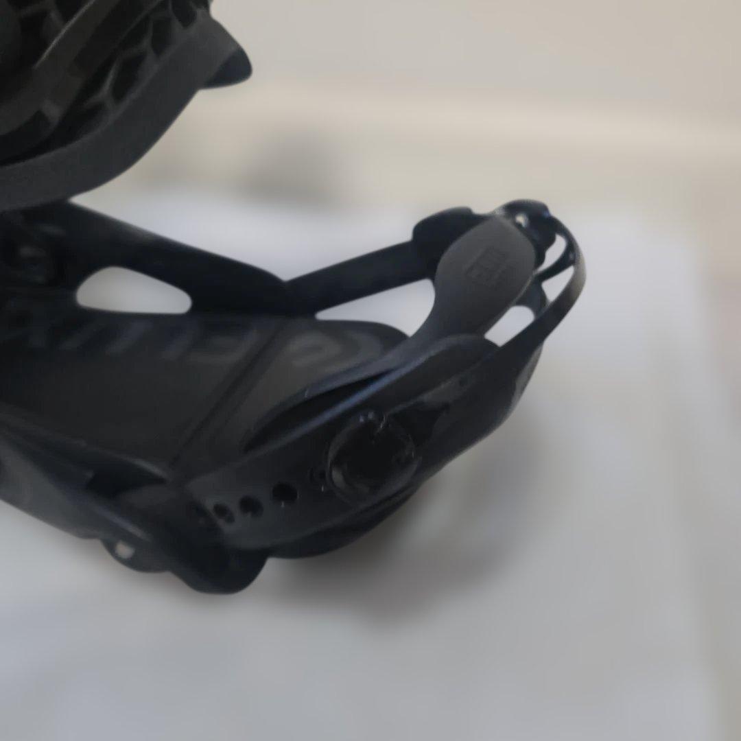 21-22 FLUX DS Mサイズ 25〜28cm