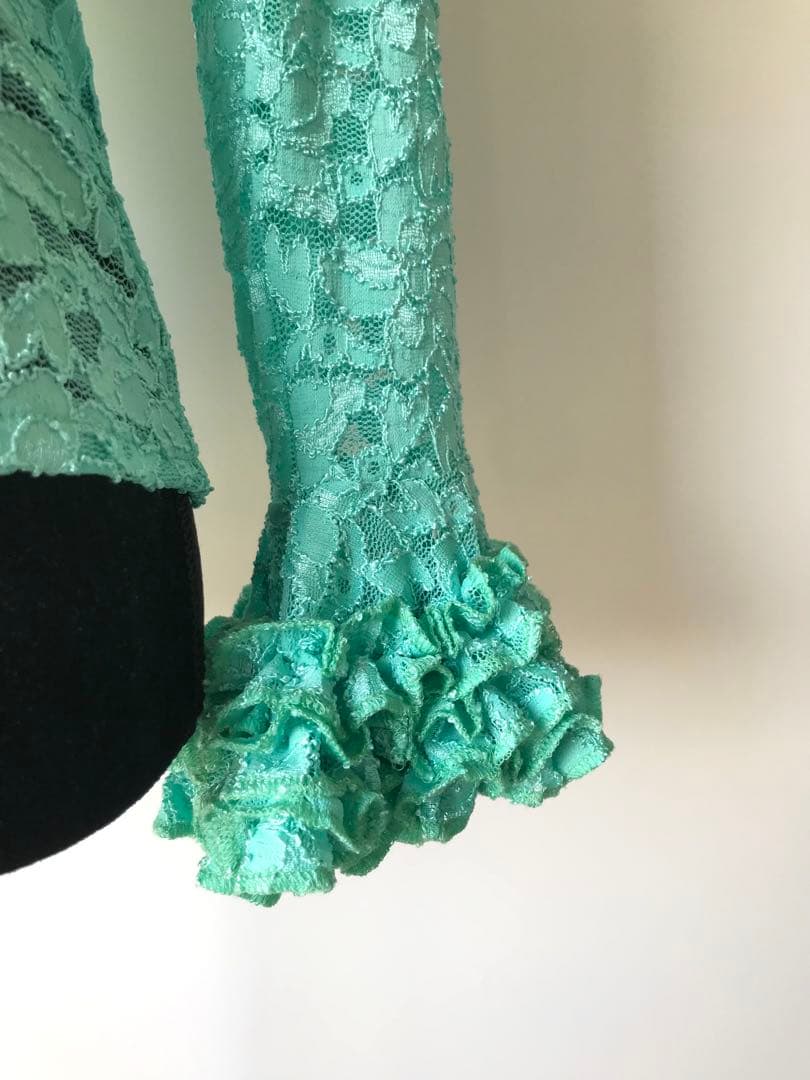 フラメンコ 総レース ブラウス エメラルドグリーン Mサイズ フリル付き