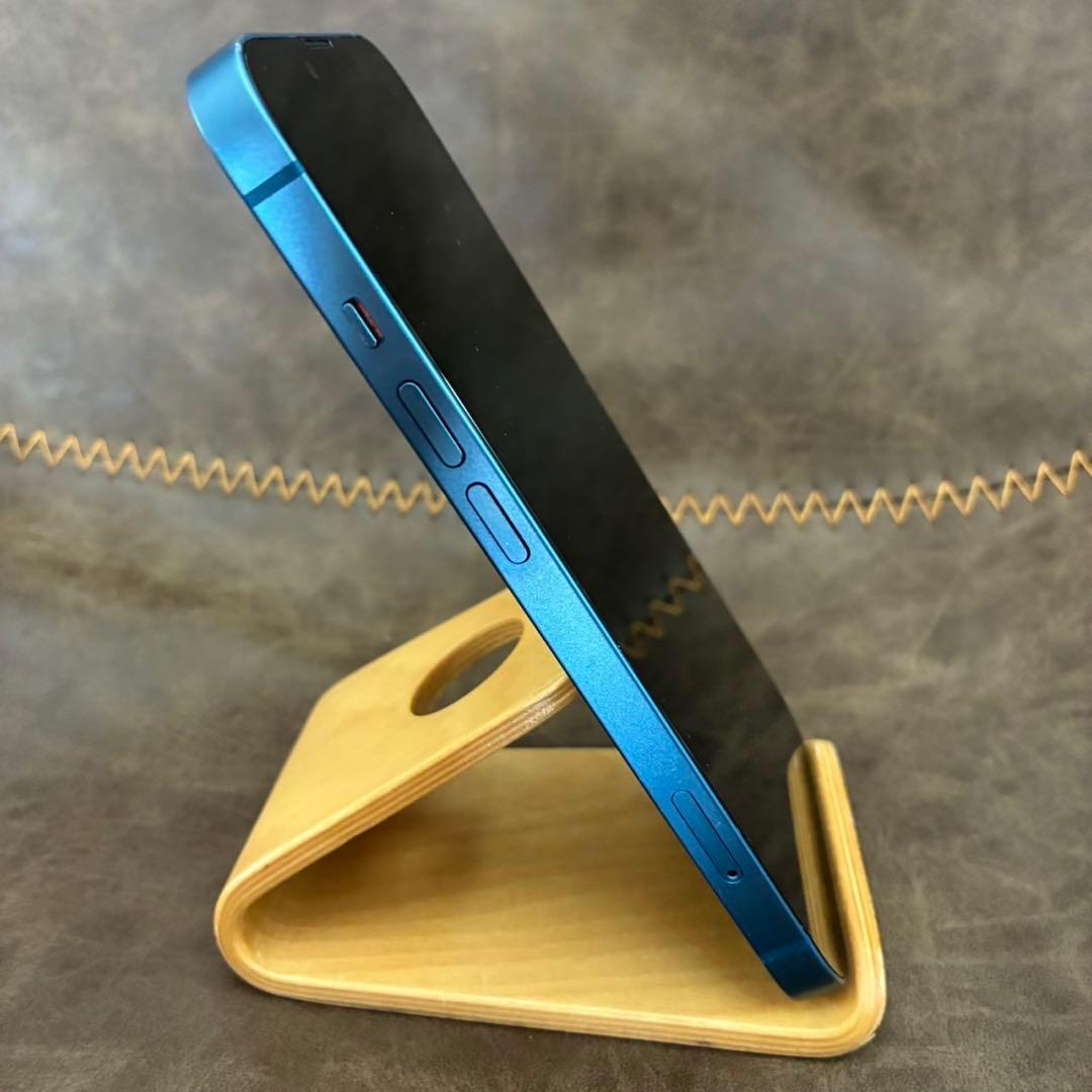 【激レア】激レア　100%電池iPhone13 早い物勝ち！