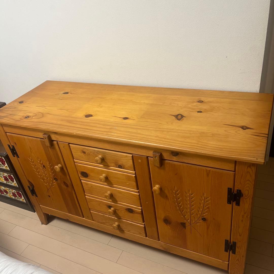 木製チェスト 彫刻　アンファン　カントリー　チェスト　天然木