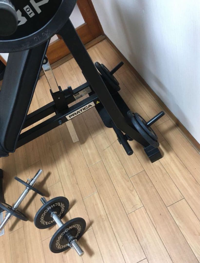 azziP　テクノジム PRATICAレーニング ベンチ プレス セット