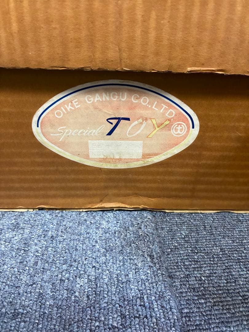 木目込み雛人形　十五人揃いの雛人形 ガラスケース付き