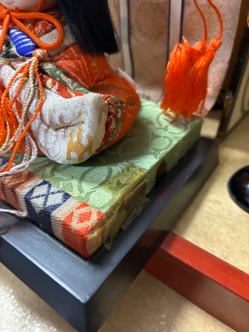 木目込み雛人形　十五人揃いの雛人形 ガラスケース付き