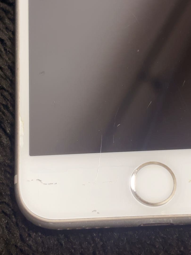 iPhone 8ホワイト 64GB