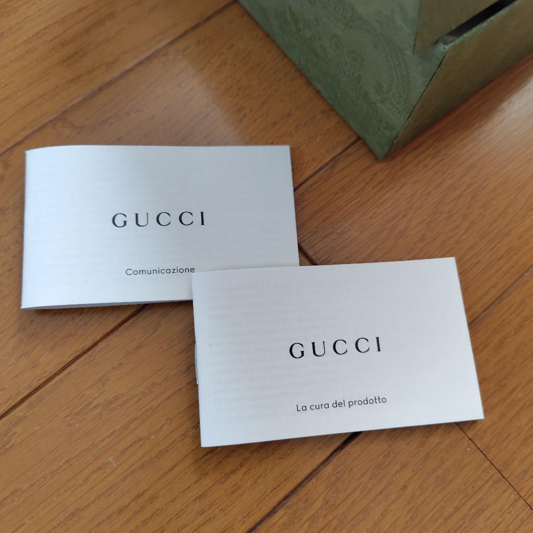 GUCCI レッド 二つ折り財布 箱付き