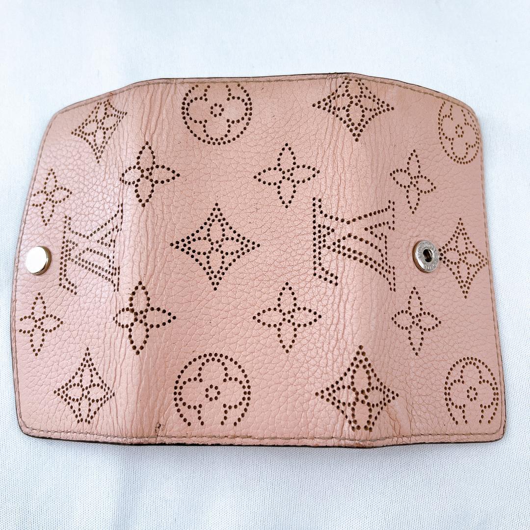 【あゆさちん】ルイヴィトン マヒナ ミュルティクレ M64056キーケース