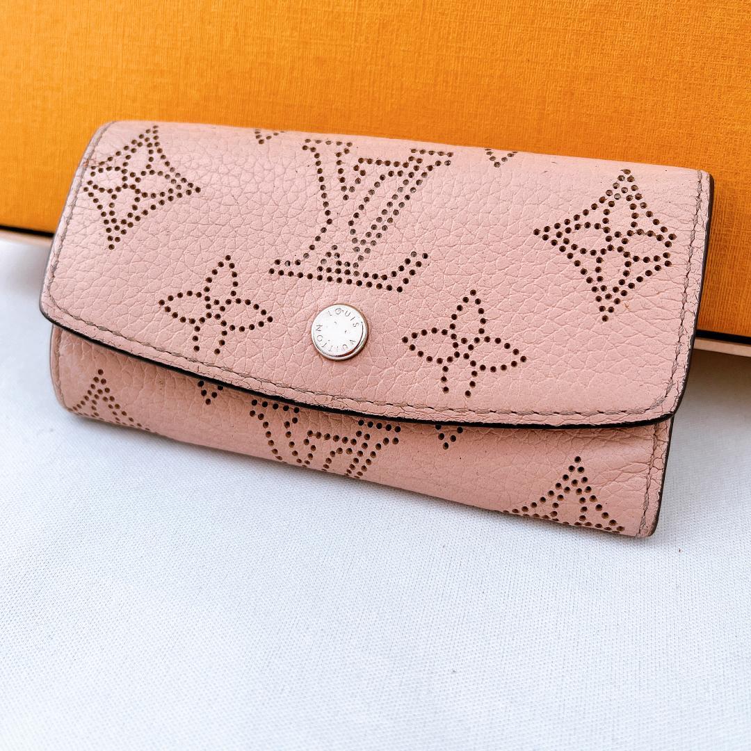 【あゆさちん】ルイヴィトン マヒナ ミュルティクレ M64056キーケース