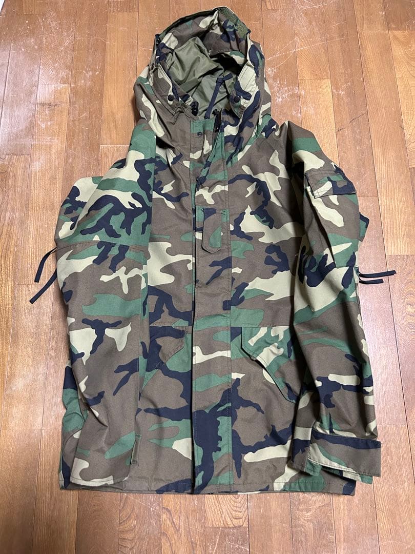 美品90sビンテージECWCS米軍ゴアテックス パーカー軍物ジャケット S-R