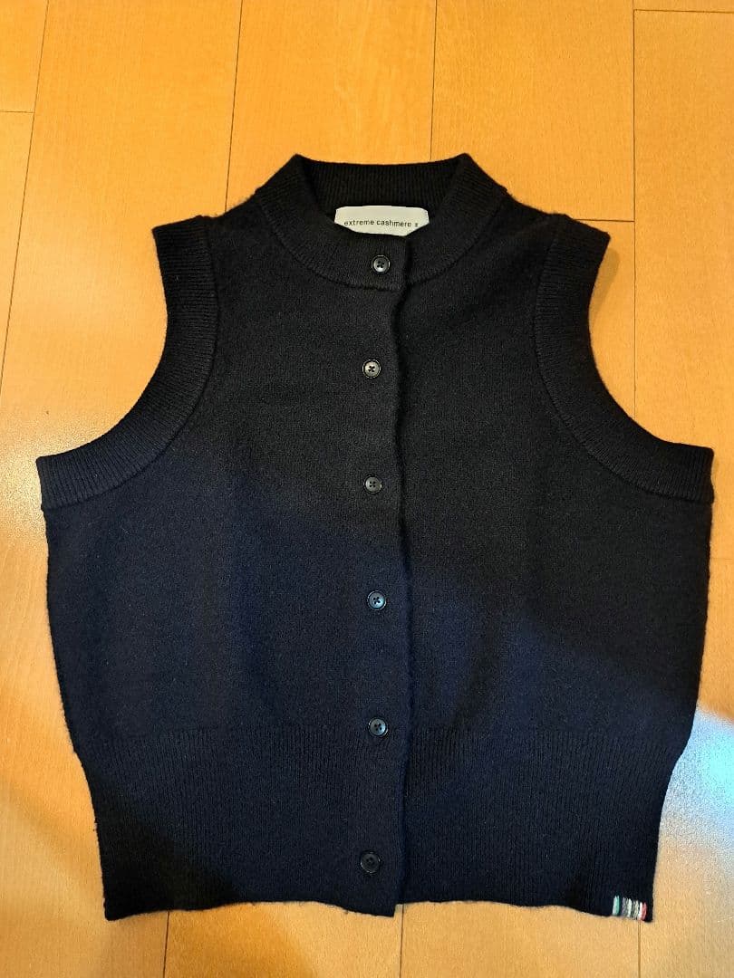 extreme cashmere ネイビーニットベスト