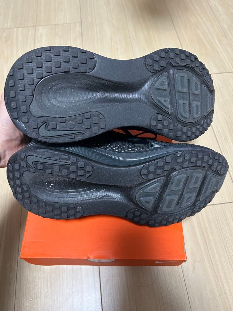 NIKE ボメロ18 28.5cm