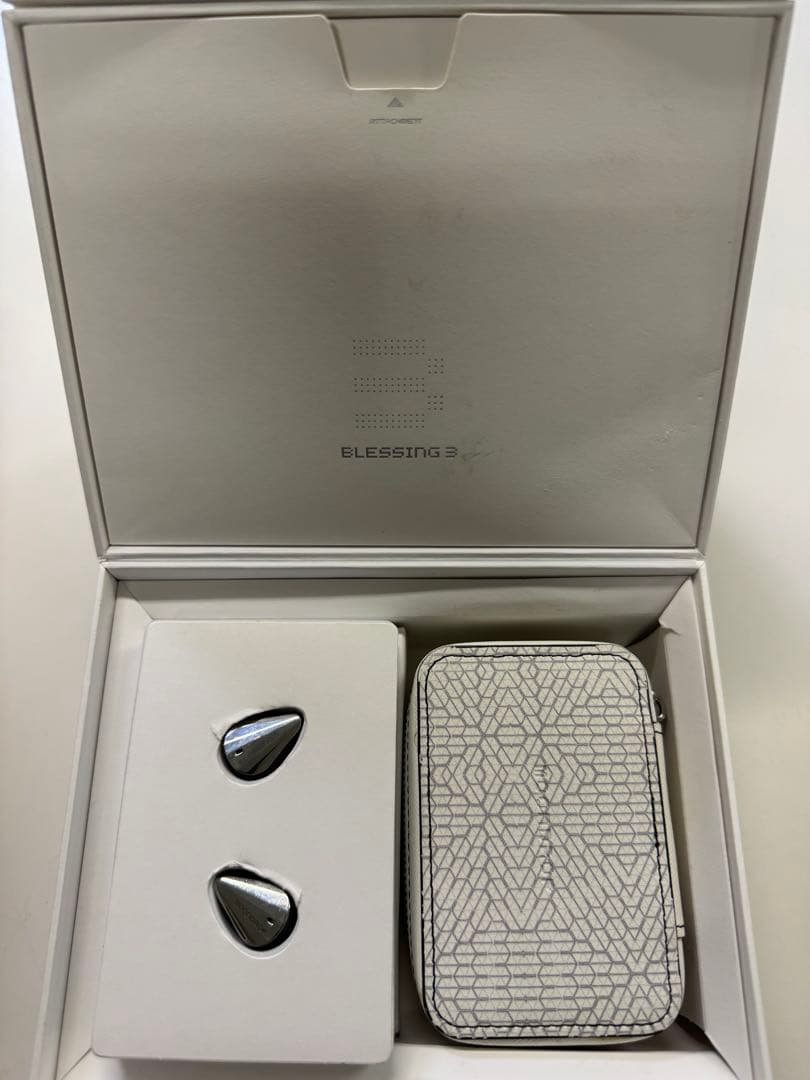 水月雨 MOONDROP BLESSING 3 リケーブル可能イヤホン