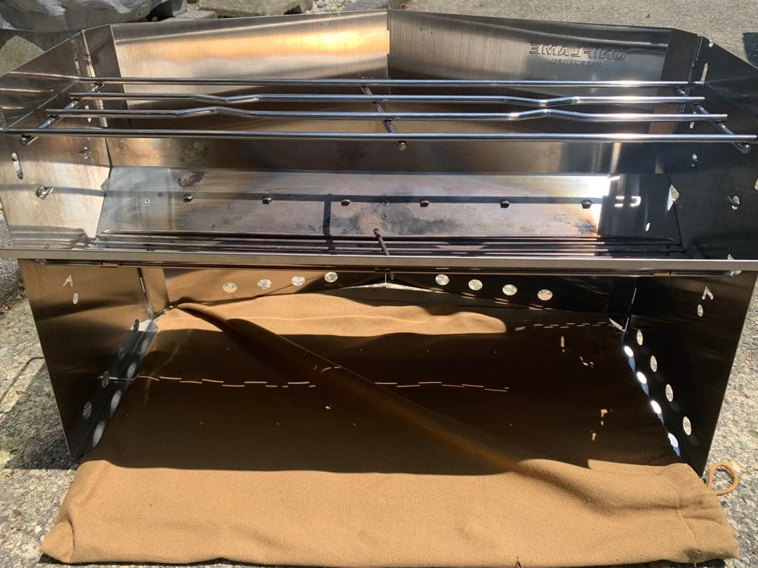 ユニフレーム 薪グリルラージ 焚き火台 旧型